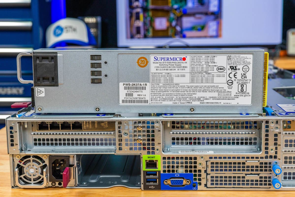 Supermicro SYS-222H-TN