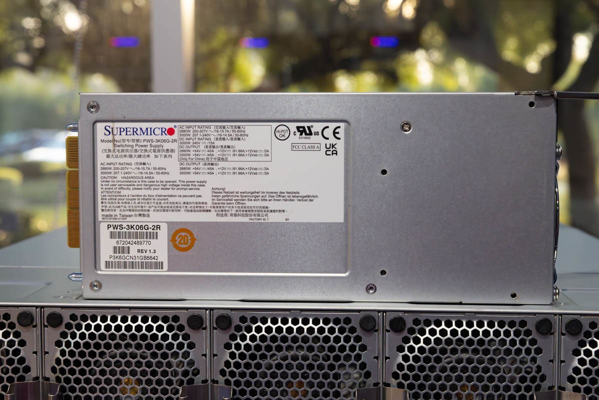 Supermicro SYS-821GE-TNHR