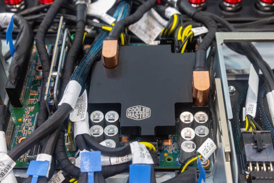 Обзор на Gigabyte GIGAPOD and GB300 NVL72