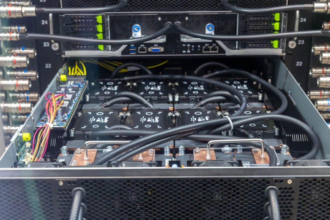 Обзор на Gigabyte GIGAPOD and GB300 NVL72