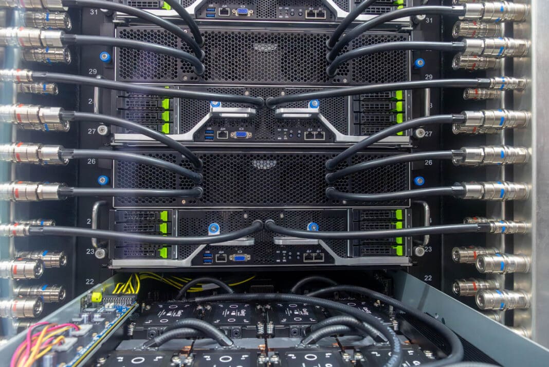 Обзор на Gigabyte GIGAPOD and GB300 NVL72