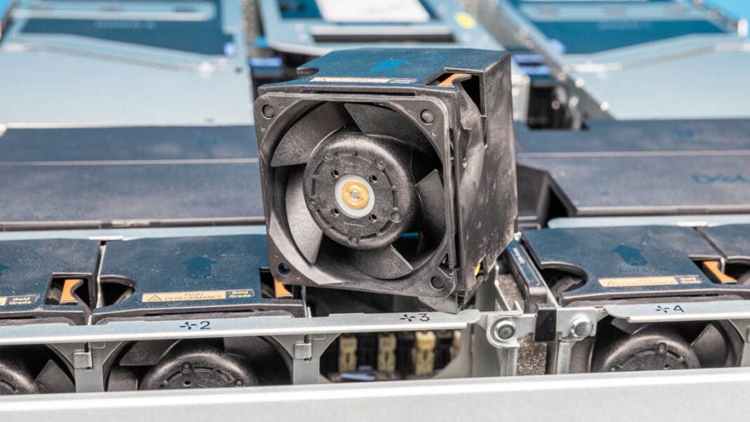 Сервер Dell PowerEdge R770