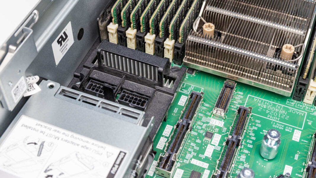 Сервер Dell PowerEdge R770