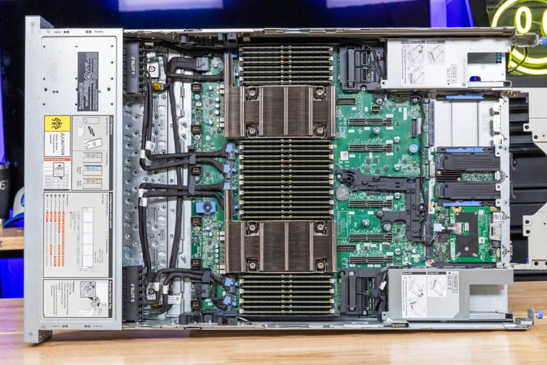 Сервер Dell PowerEdge R770