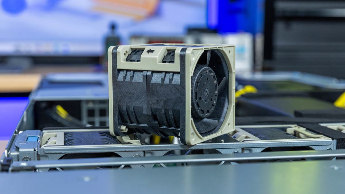 Supermicro AS-2115HV-TNRT