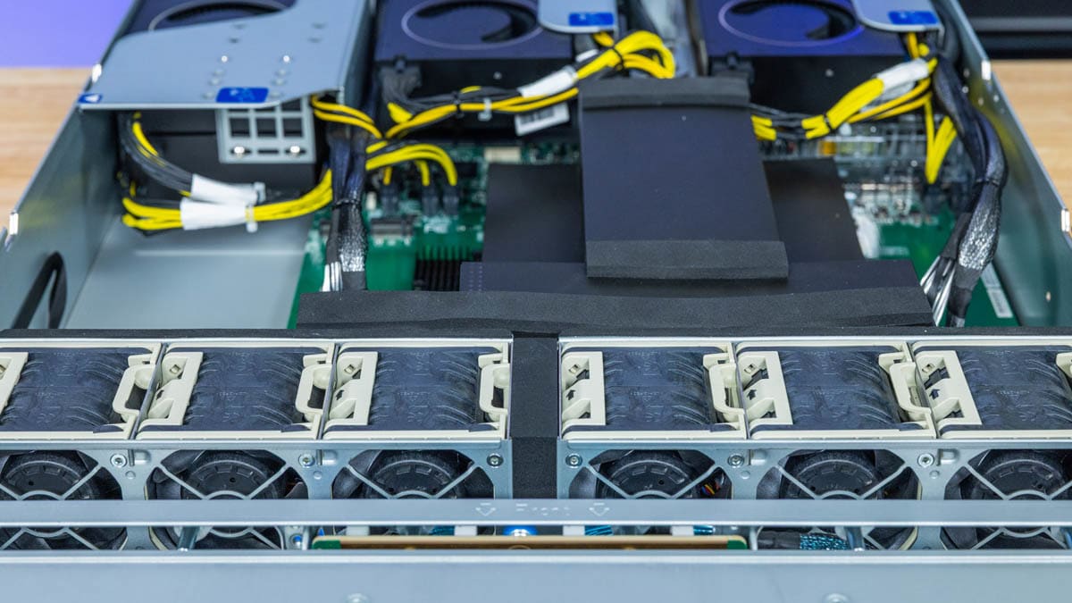 Supermicro AS-2115HV-TNRT