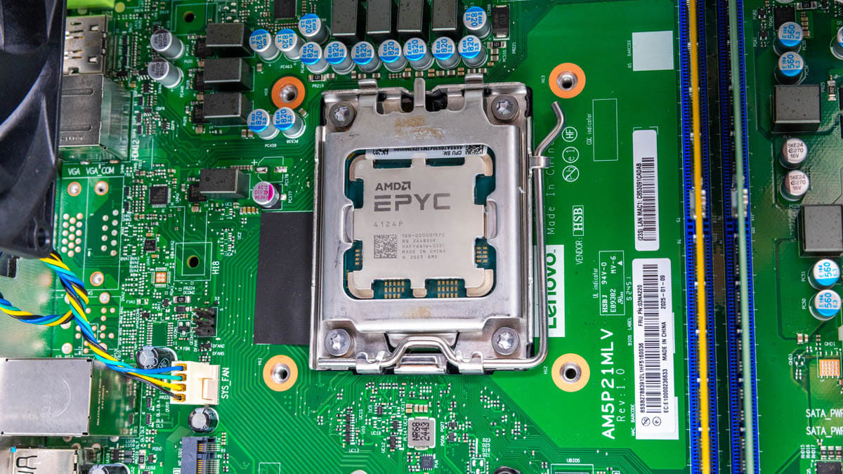 Сервер Lenovo ThinkSystem ST45 V3