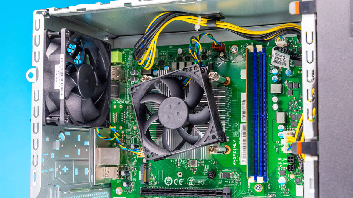 Сервер Lenovo ThinkSystem ST45 V3