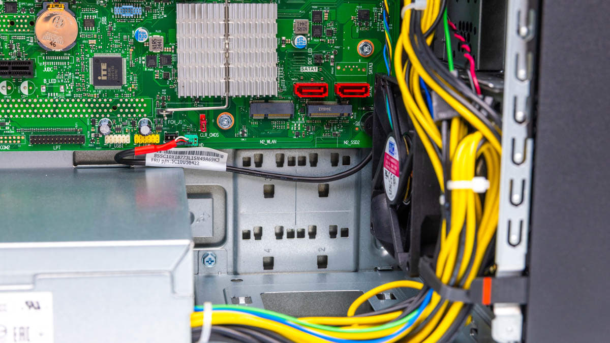 Сервер Lenovo ThinkSystem ST45 V3