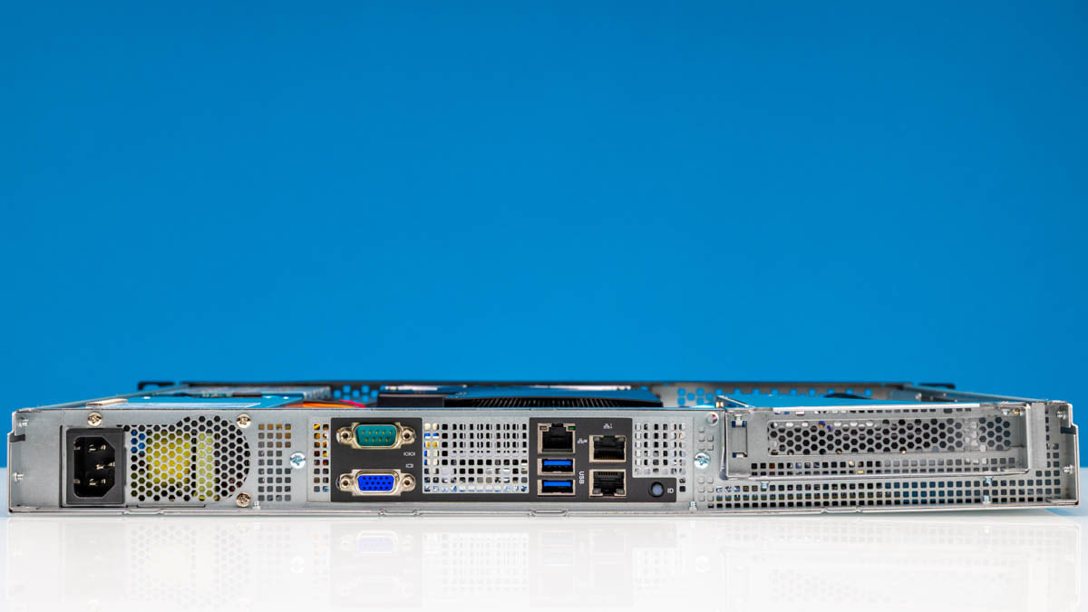 Сервер Gigabyte R113-C10