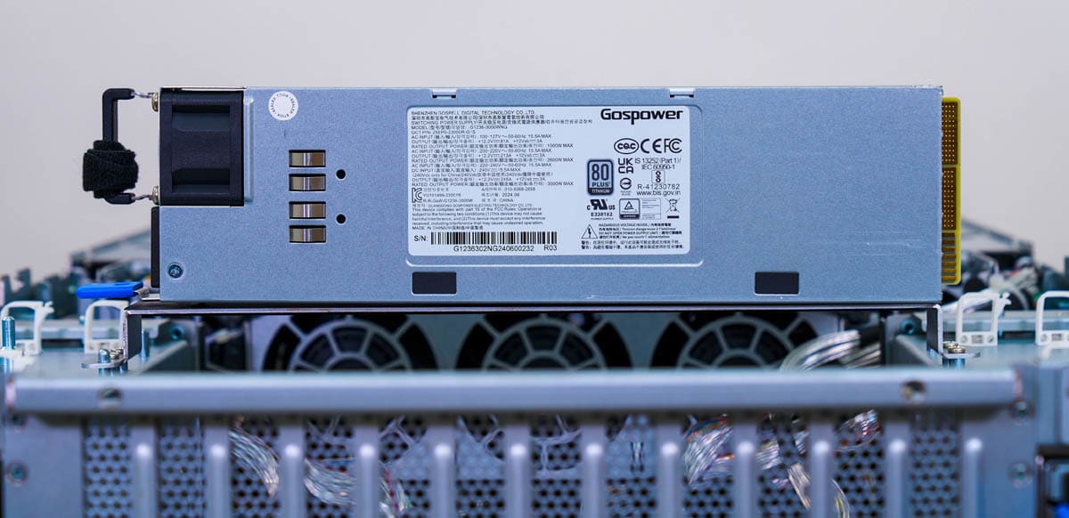 GIGABYTE G383-R80-AAP1