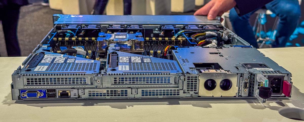 HPE ProLiant DL325 Gen12 и DL345 Gen12 с процессорами AMD EPYC