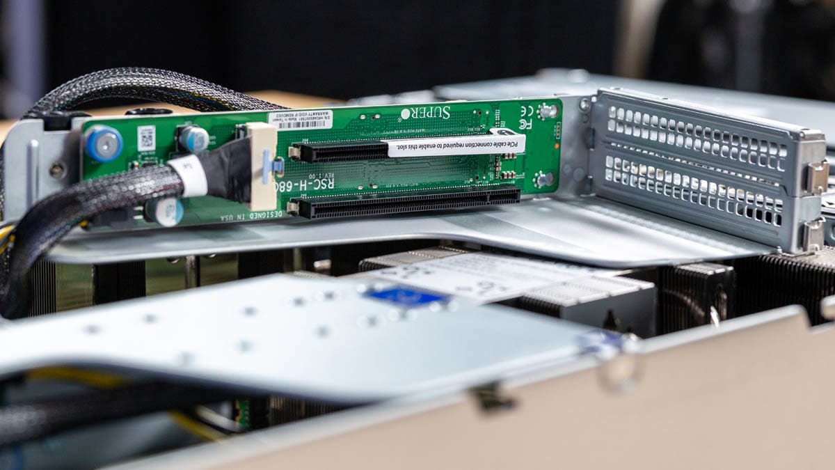 Supermicro Hyper SuperServer SYS-222HA-TN