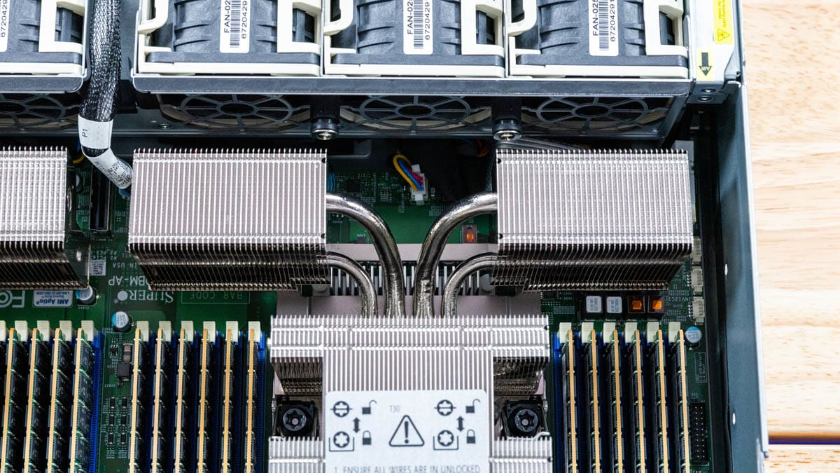 Supermicro Hyper SuperServer SYS-222HA-TN