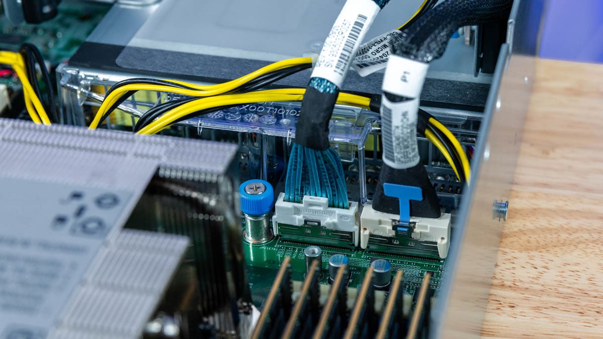 Supermicro Hyper SuperServer SYS-222HA-TN