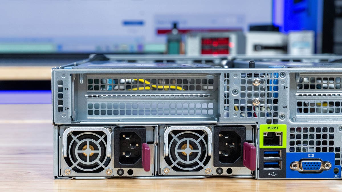 Supermicro Hyper SuperServer SYS-222HA-TN