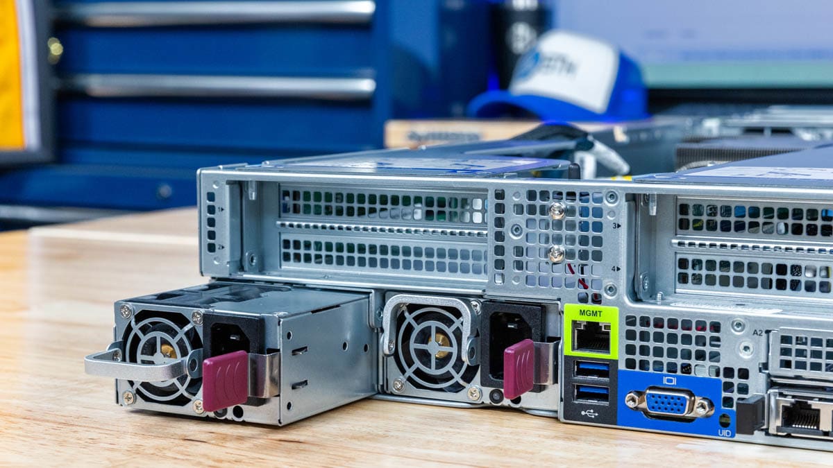 Supermicro Hyper SuperServer SYS-222HA-TN