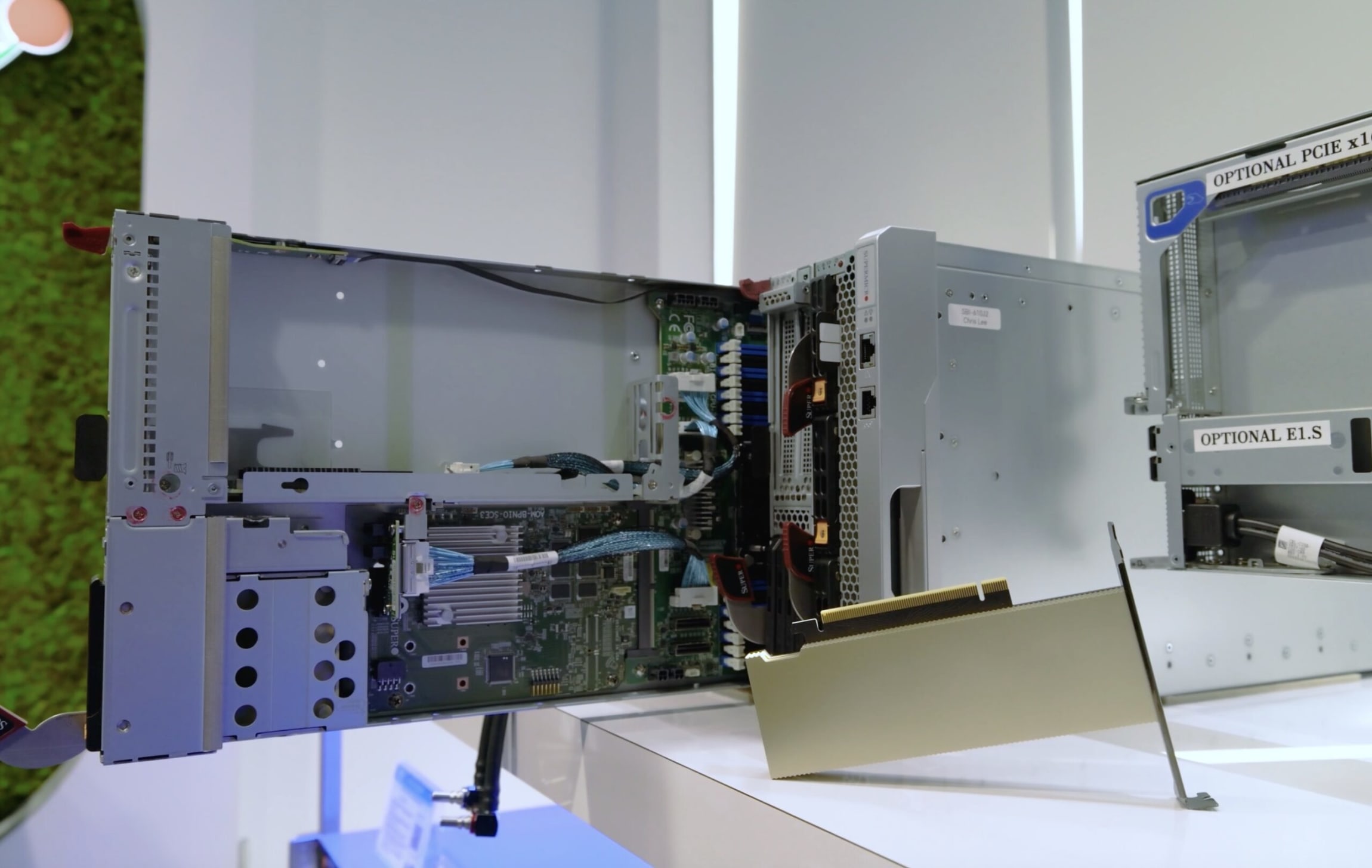 PCIe GPU 2025 года