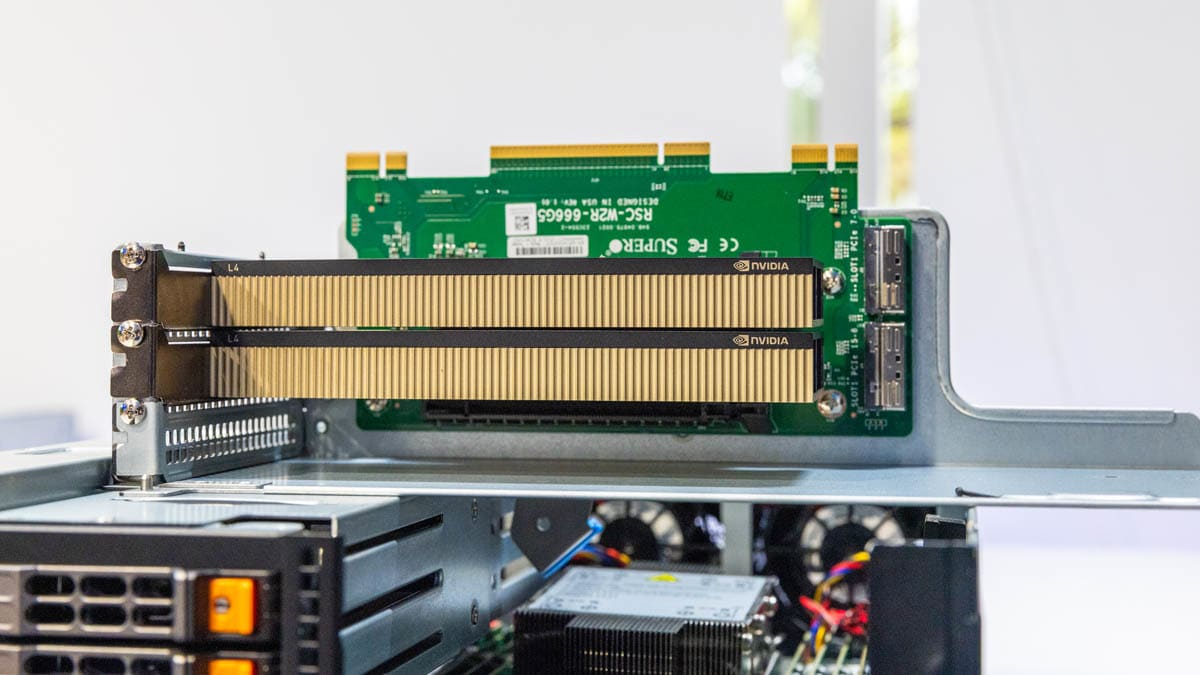 PCIe GPU 2025 года