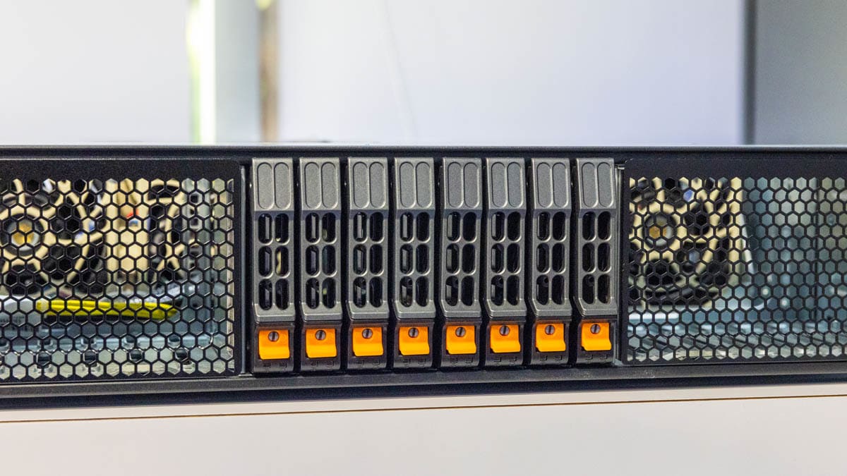 PCIe GPU 2025 года