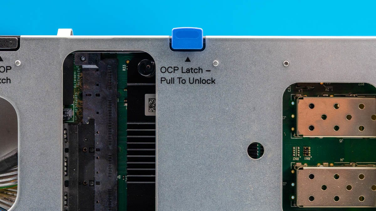 Dell PowerEdge R6715