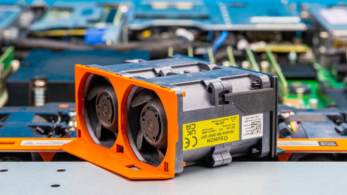 Dell PowerEdge R6715