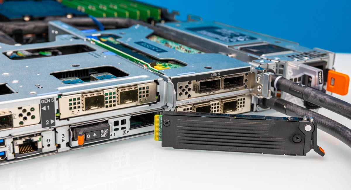 Dell PowerEdge R6715