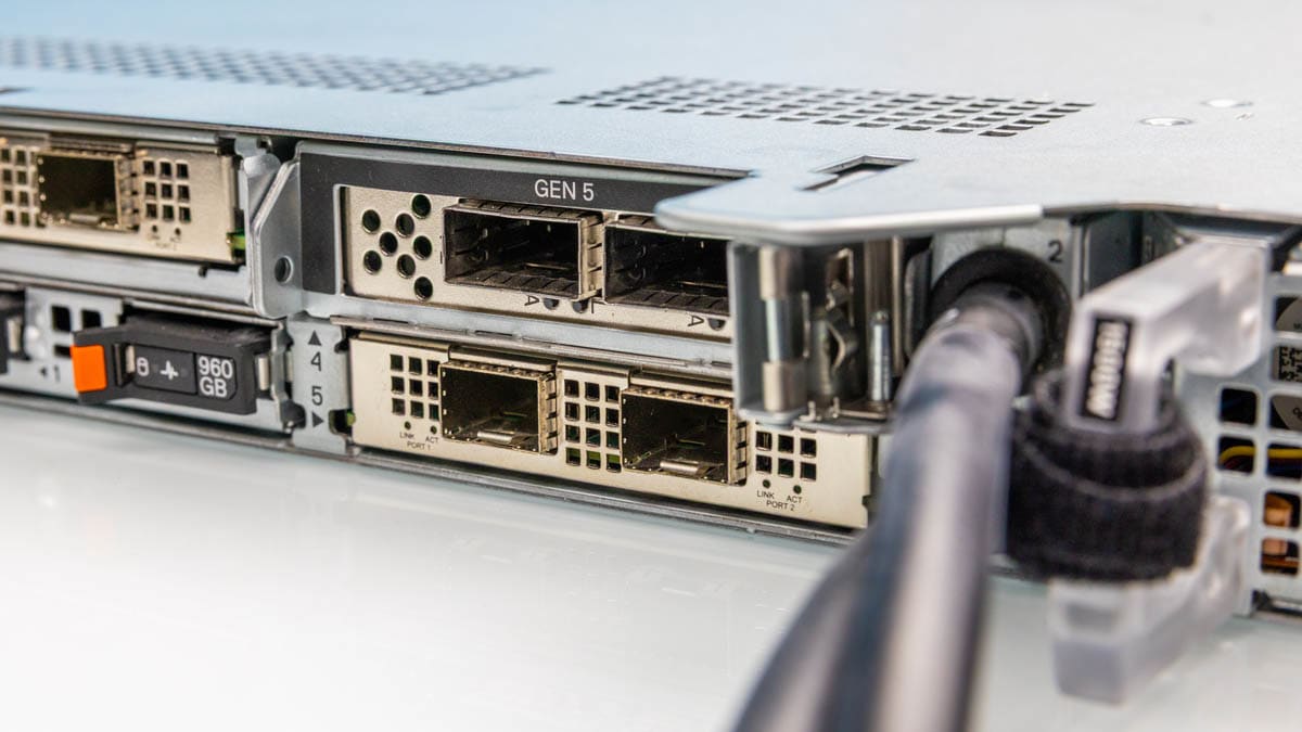 Dell PowerEdge R6715