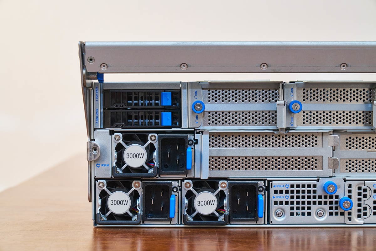 Сервер ASUS ESC A8A-E12U