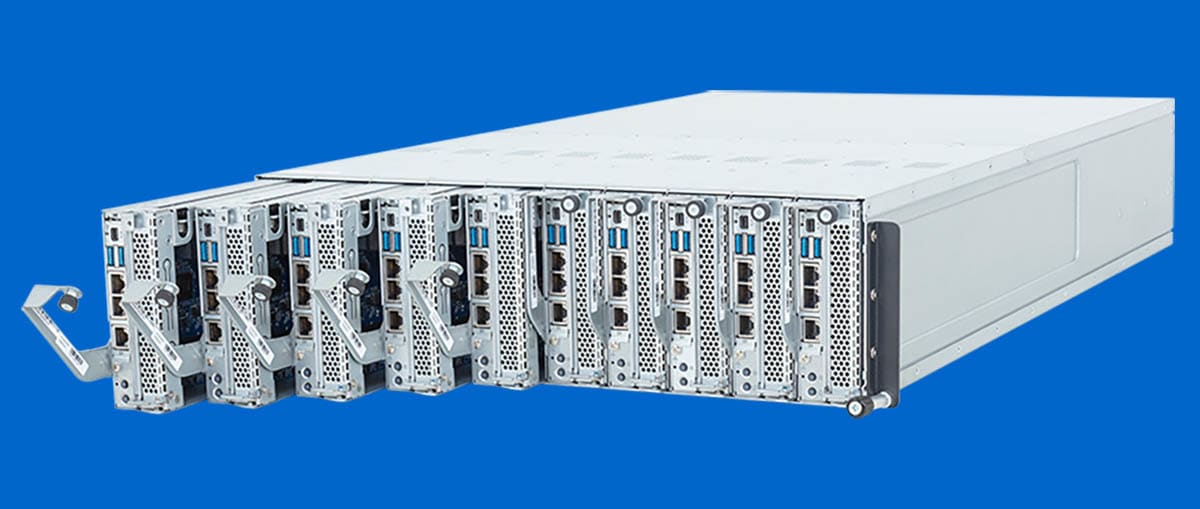 Многоузловые серверы Gigabyte