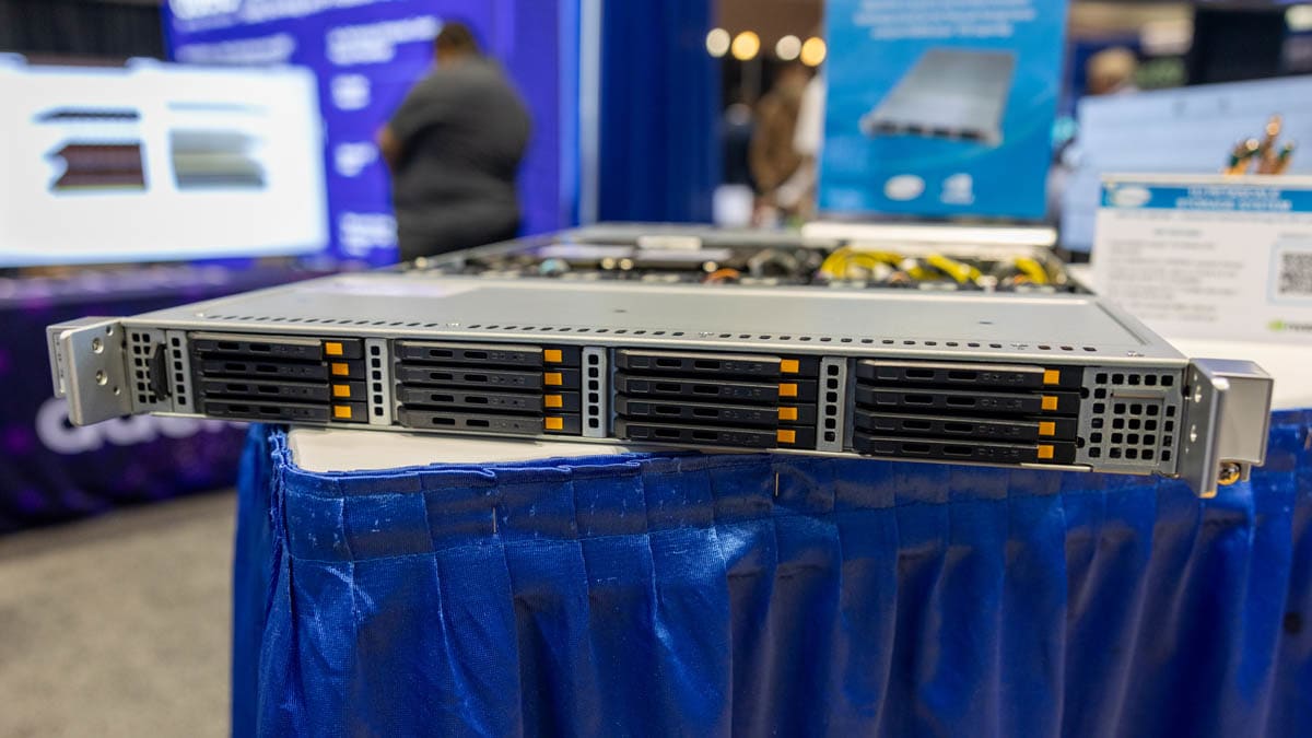 Supermicro ARS-121L-NE316R