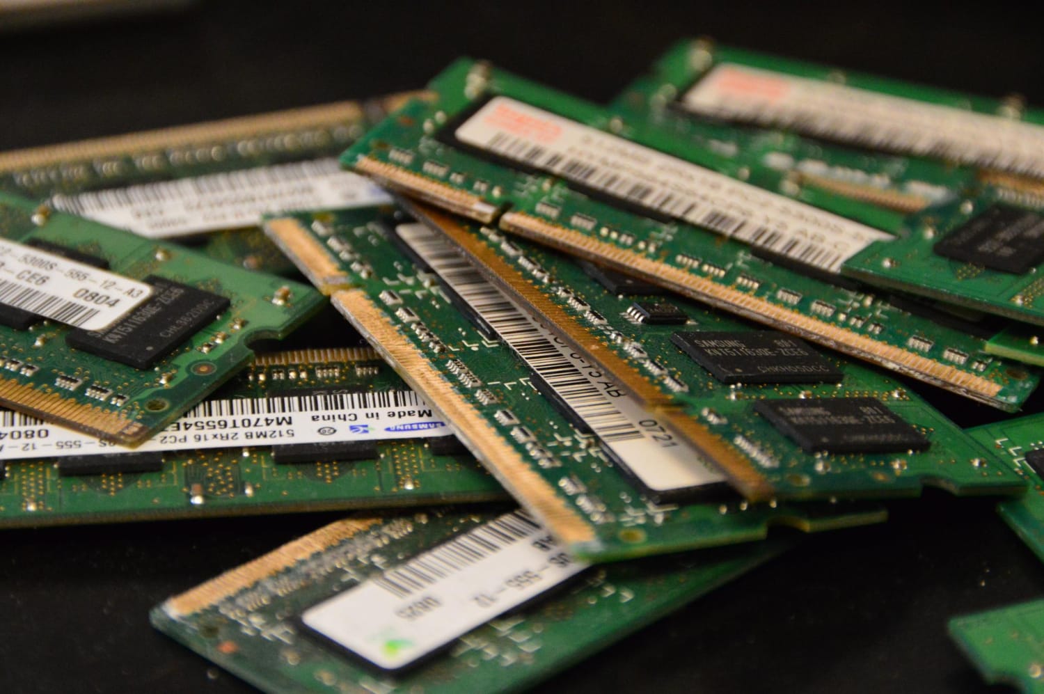 Одноранговая vs. двухранговая оперативная память