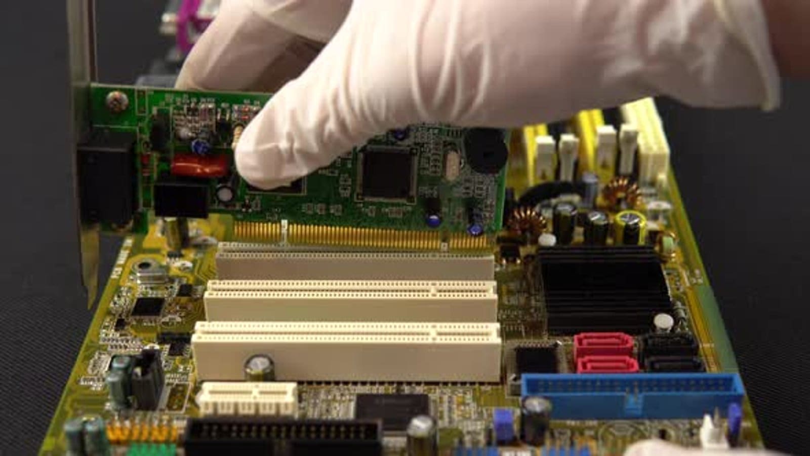 Сетевая карта (NIC)