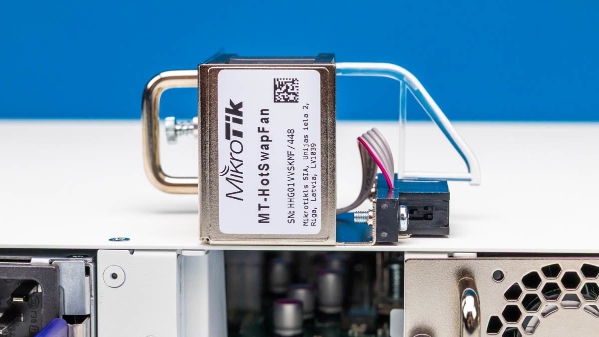 MikroTik CRS812-8DS-2DQ-2DDQ-RM