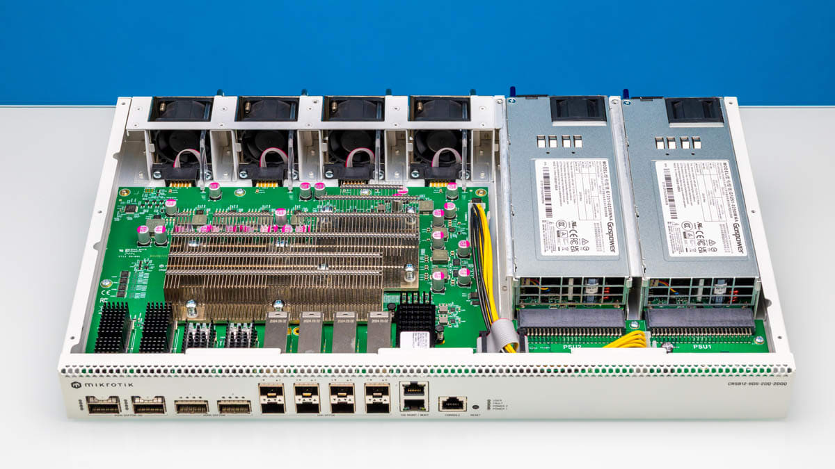 MikroTik CRS812-8DS-2DQ-2DDQ-RM