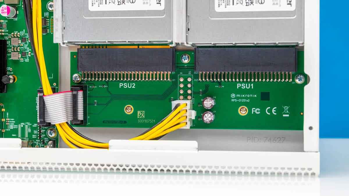 MikroTik CRS812-8DS-2DQ-2DDQ-RM
