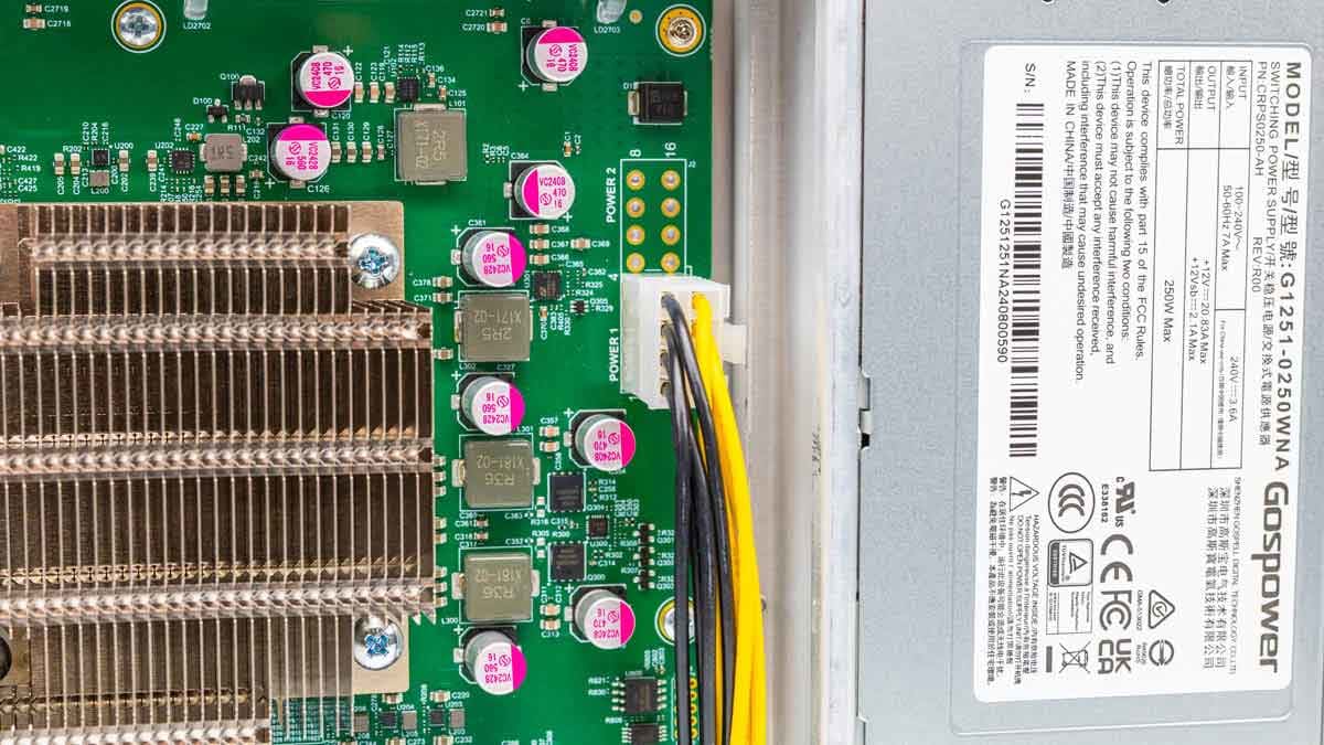 MikroTik CRS812-8DS-2DQ-2DDQ-RM