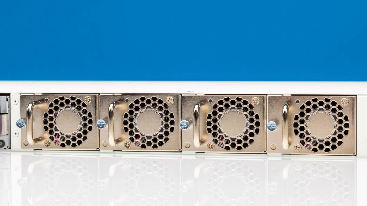 MikroTik CRS812-8DS-2DQ-2DDQ-RM