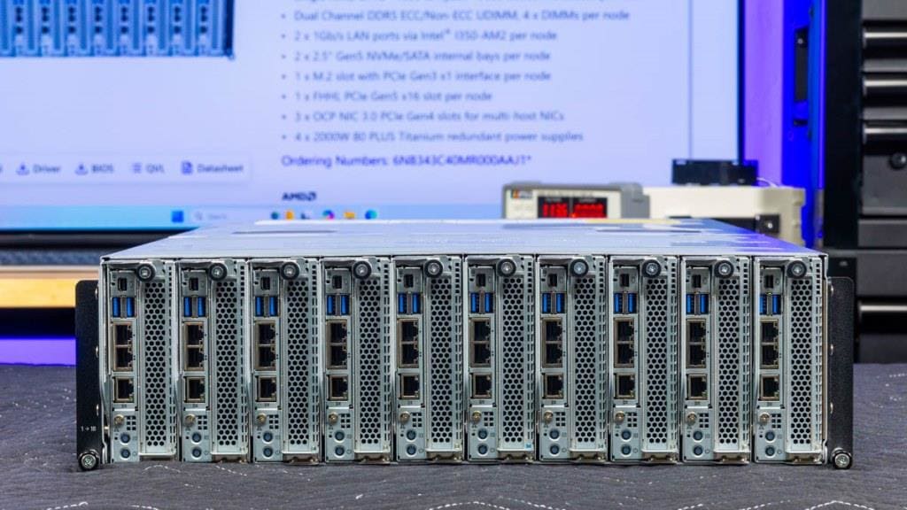 Gigabyte B343-C40-AAJ1