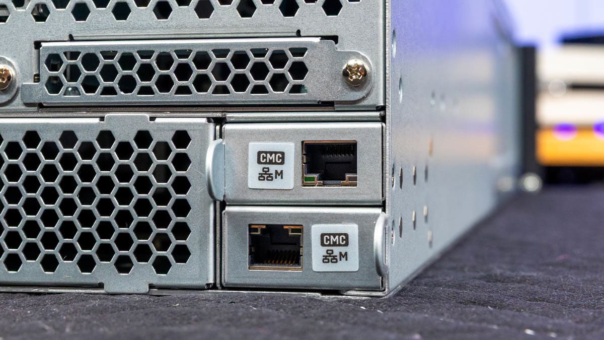 Gigabyte B343-C40-AAJ1