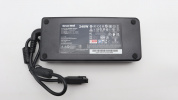 Адаптер питания Lenovo Adapter GreatWall 240W 230Vac/115Vac AC Non-Hot Swap (02YF650)