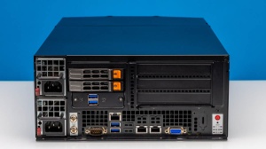 Обзор Supermicro SYS-E403-14B-FRN2T: однопроцессорный пограничный сервер