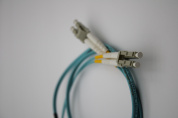 Кабель Lenovo 1m LC-LC OM3 MMF Cable (00MN500)