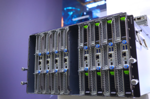 Gigabyte выходит на рынок многоузловых blade-серверов