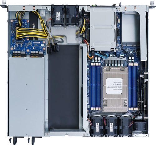 Сервер Gigabyte E152-ZE1