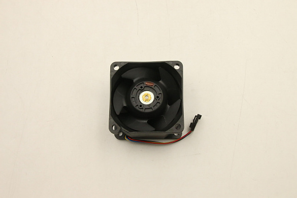 Модуль вентилятора Lenovo SR550 6038 Fan, AVC (01KP642)