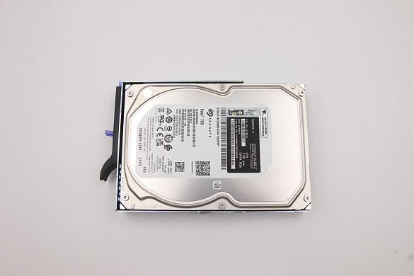 Жесткий диск Lenovo 3TB HD FRU (81Y9815)