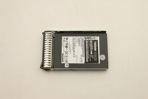 SSD-накопитель Lenovo ThinkSystem 2.5" Multi Vendor 240GB Entry SATA 6Gb Hot Swap SSD (02YE746)