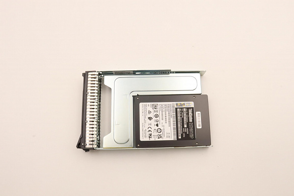 SSD-накопитель Lenovo ThinkSystem 3.5" Nytro 3750 400GB Write Intensive SAS 12Gb HS SSD (03KH560)