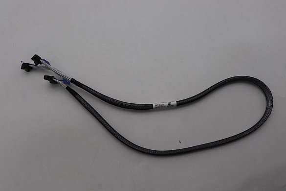 Кабель Lenovo Cable, Internal, PCIE Gen5 cable ,MCIOX8 STR -RA MCIOX4 STR*2, 880/860mm (03NA134)